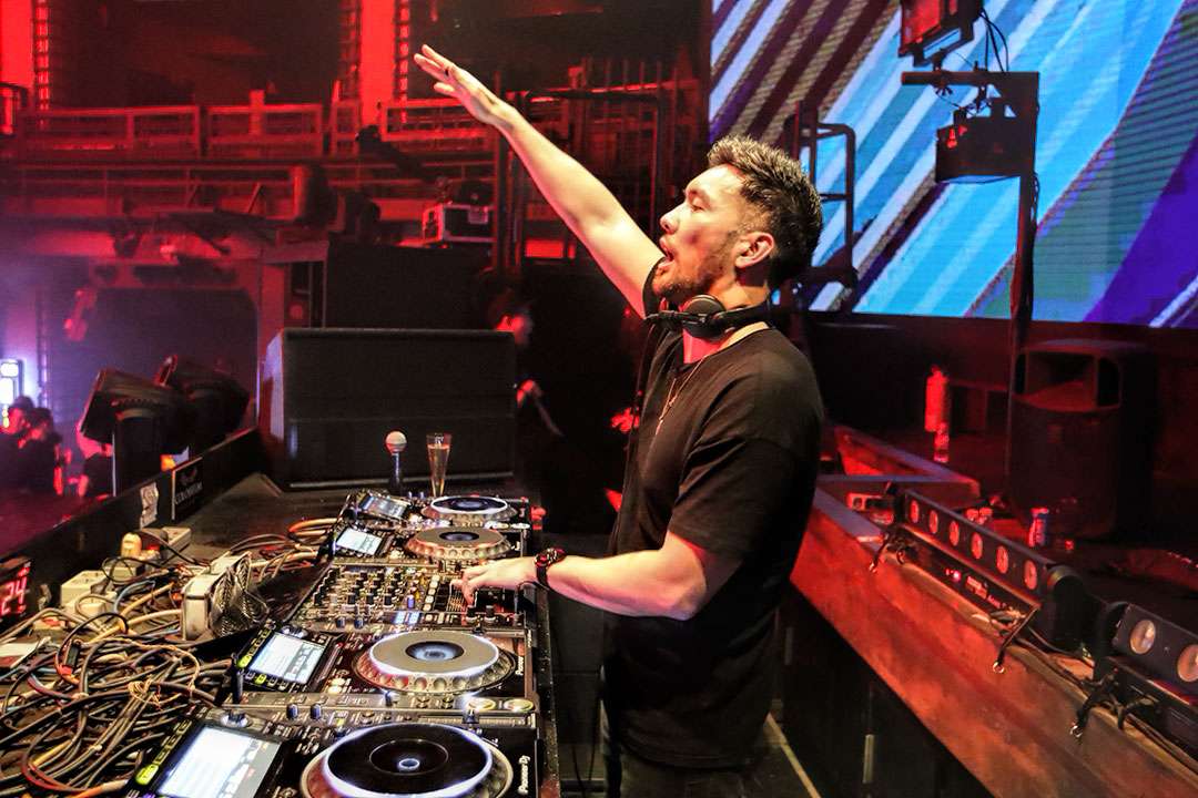 EXIS - Friday, 5 Apr 2019 at Colosseum Jakarta